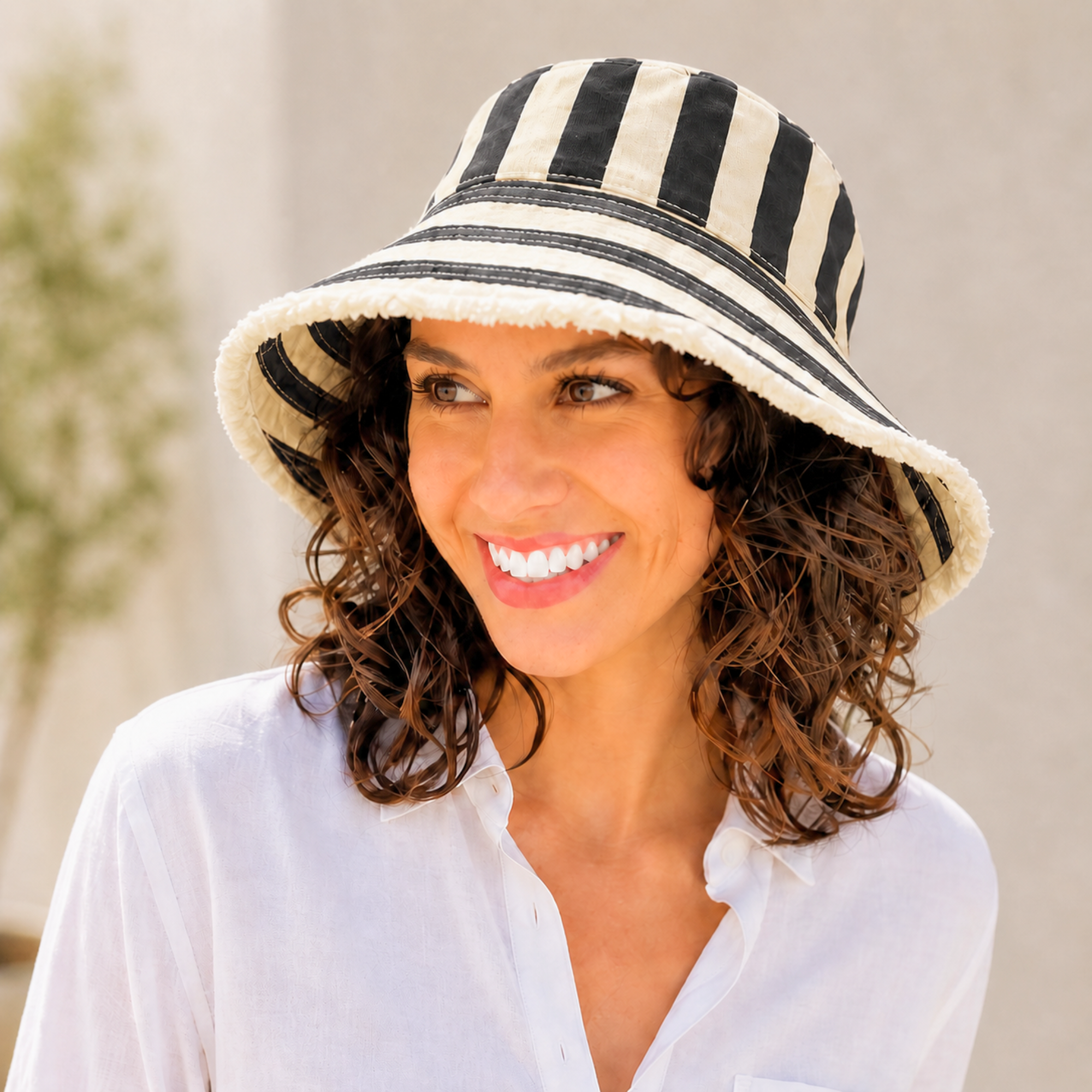 Adjustable Wide Brim Striped Hat
