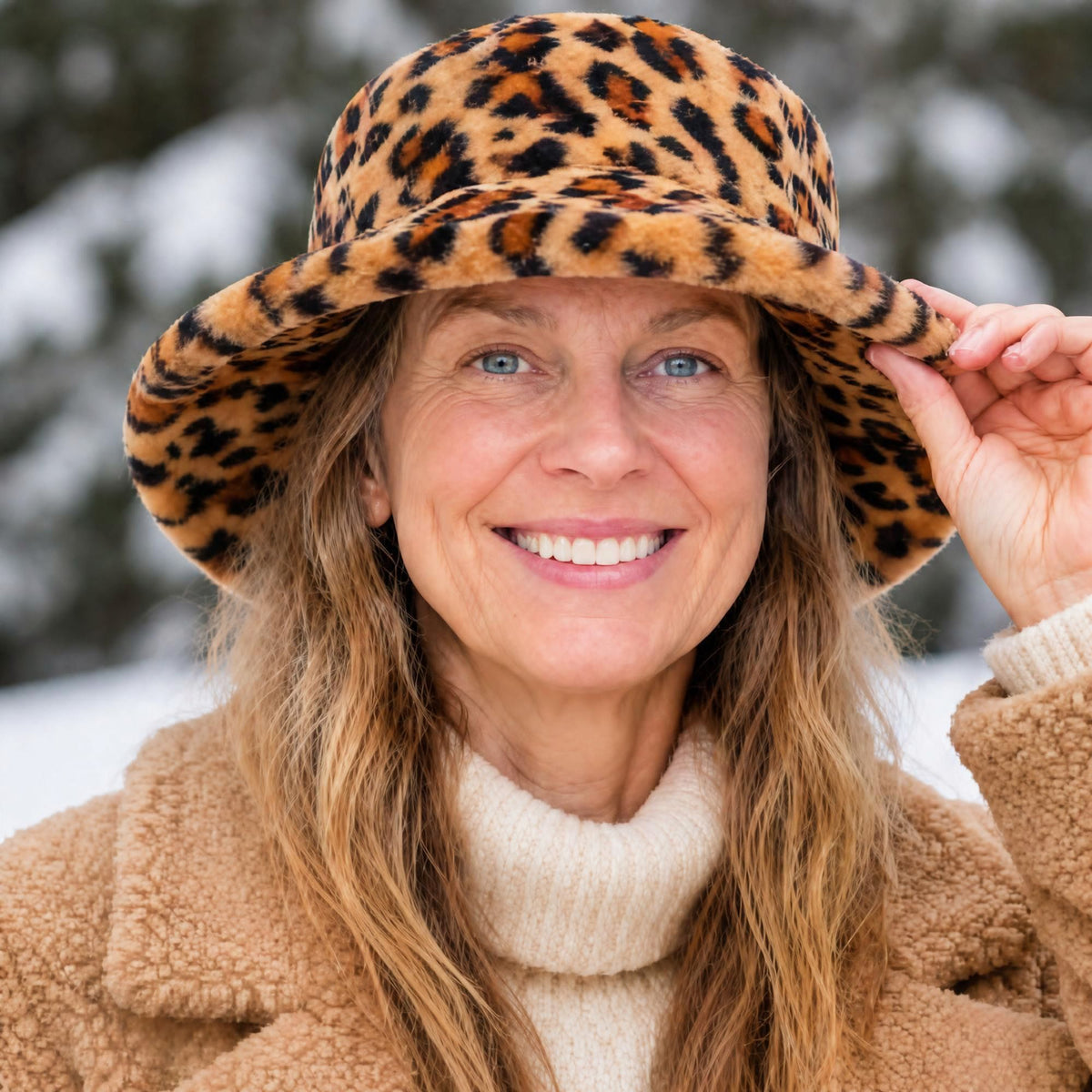 Faux Fur/Velvet Bucket Hat