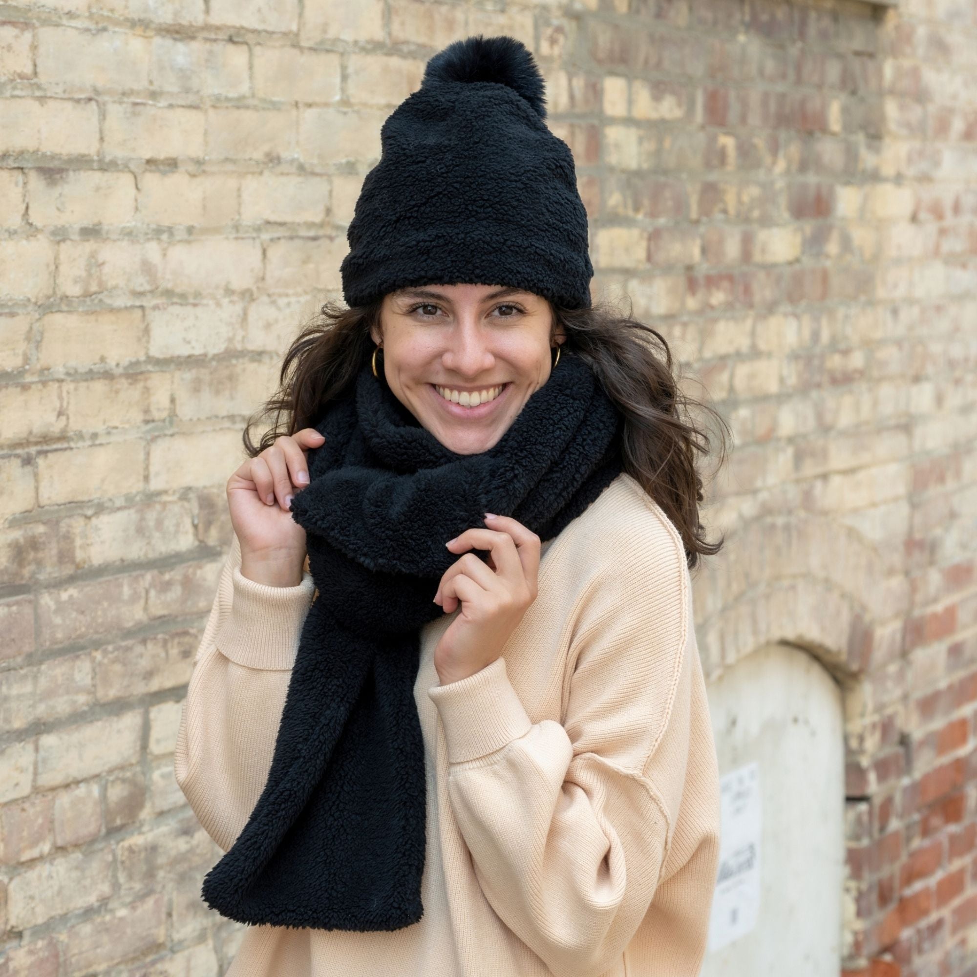 Sherpa Beanie With Pom & Scarf Set Solid Black