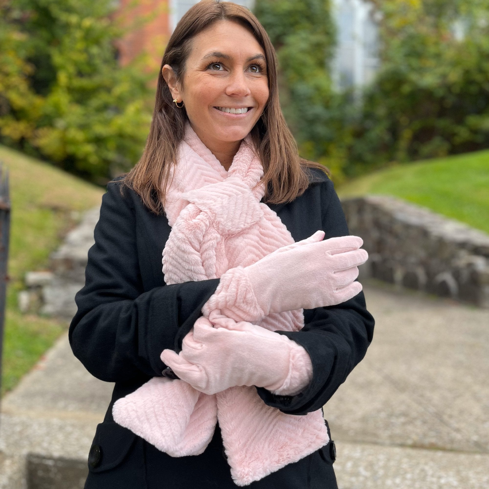 Chevron Faux Fur Pull Through Scarf