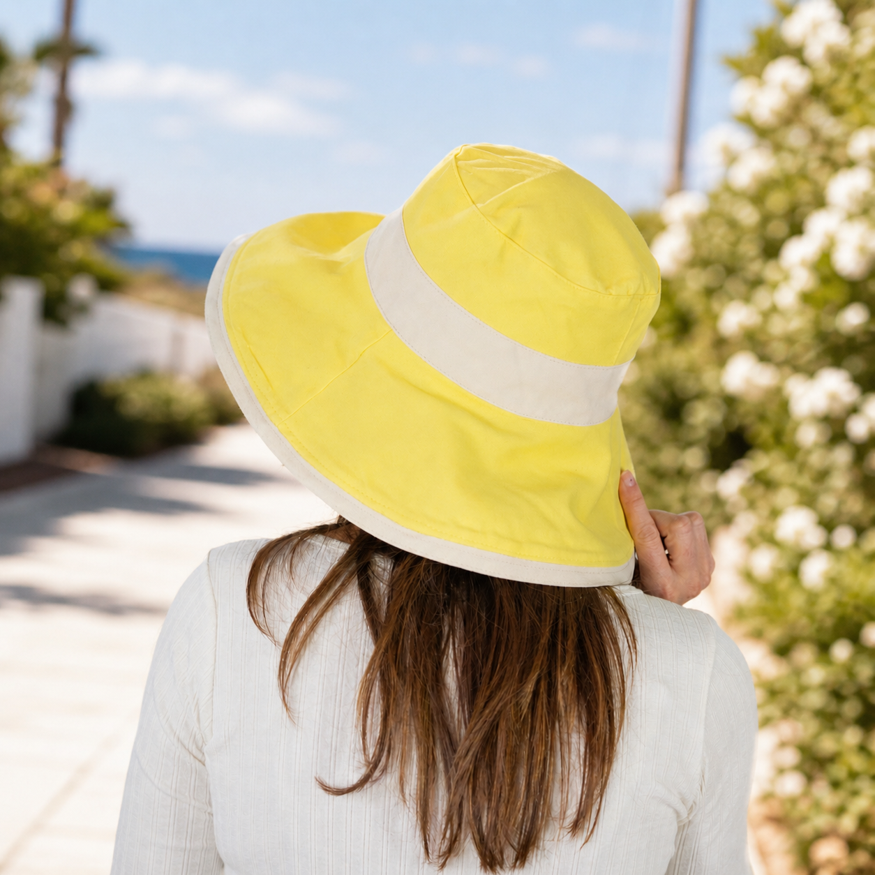Sprigs Big Brim Hat With Chin Cord