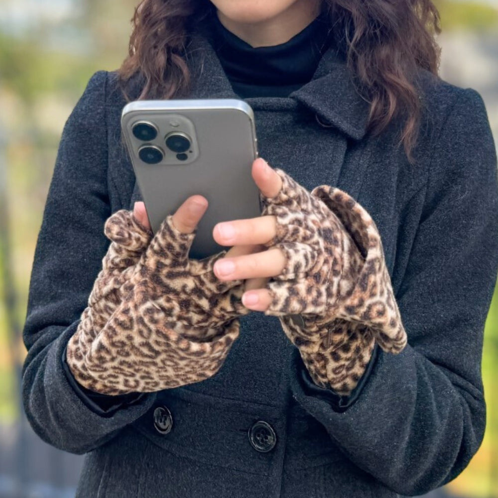 Sprigs Multi Mitt Gloves With Pocket Leopard